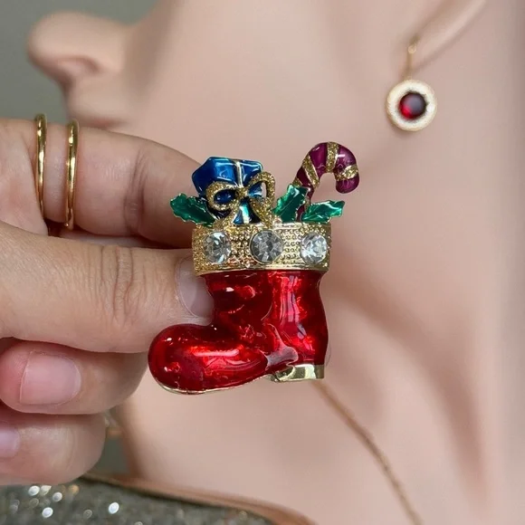 Festive Christmas Gold Red Boot Brooch with Crystals - Picture 5 of 7